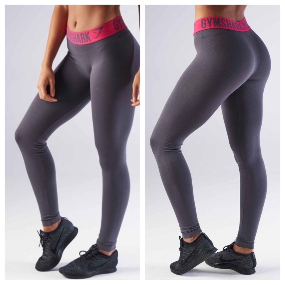 Gym Shark Fit Legging in Charcoal/Cranberry